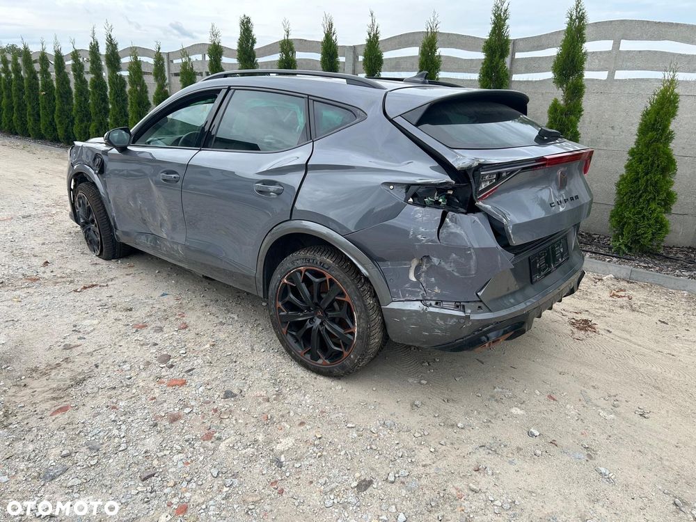 Cupra Formentor 1.4 e-Hybrid DSG Priority - 4