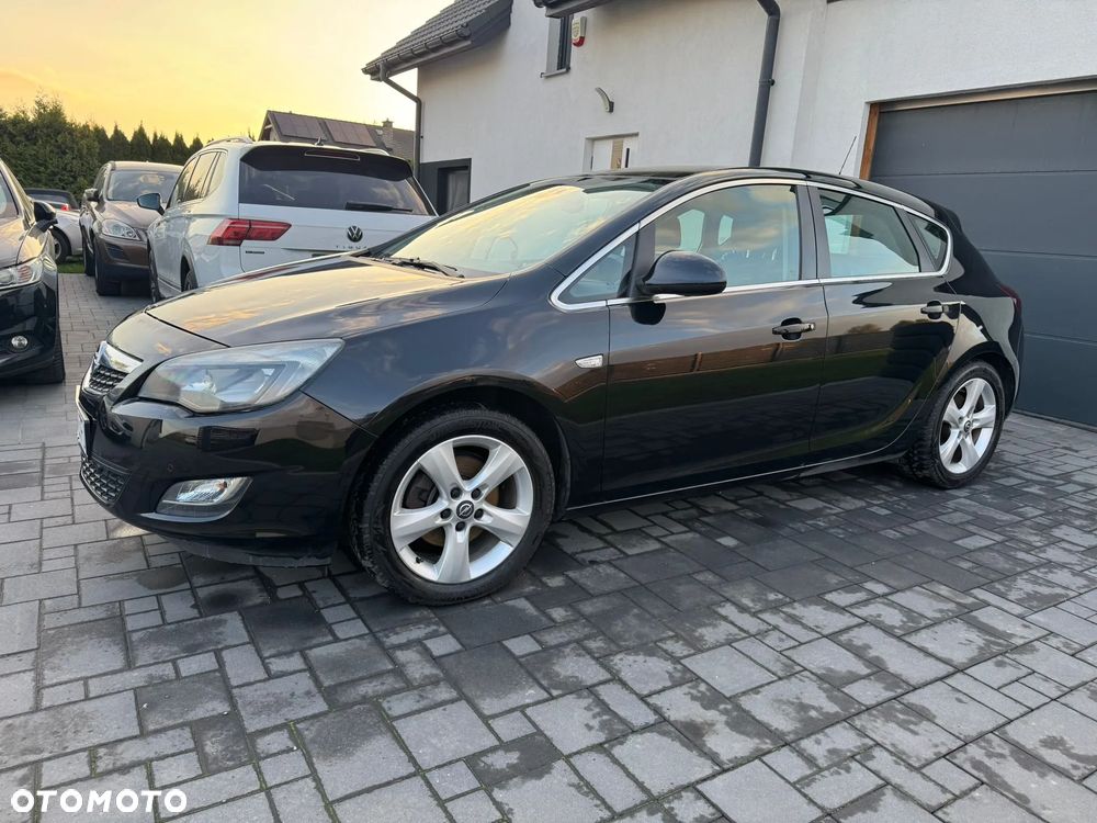 Opel Astra 1.6 Turbo Sport - 8