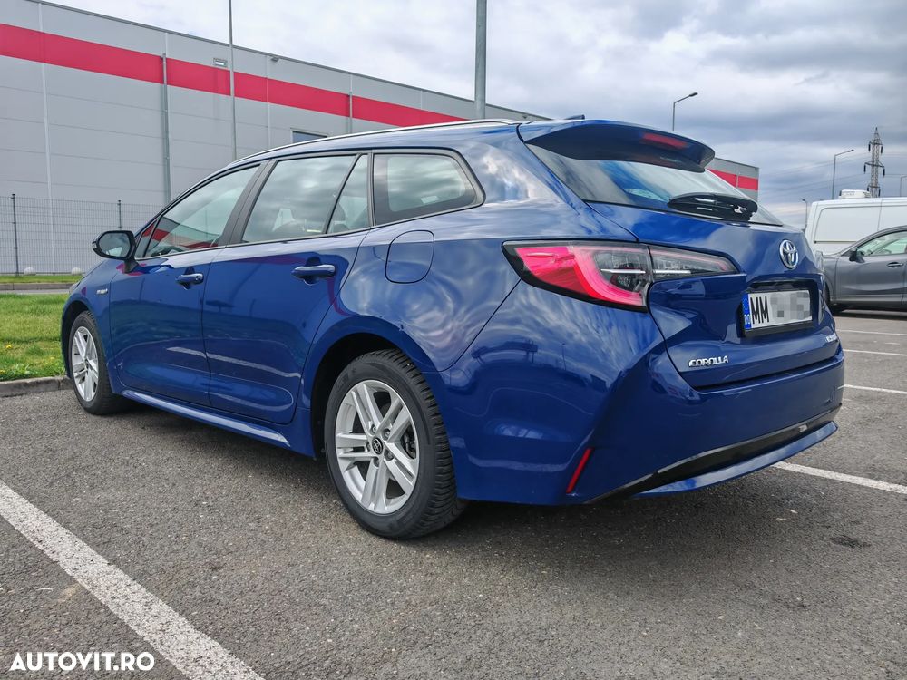 Toyota Corolla 1.8 HSD Business - 4