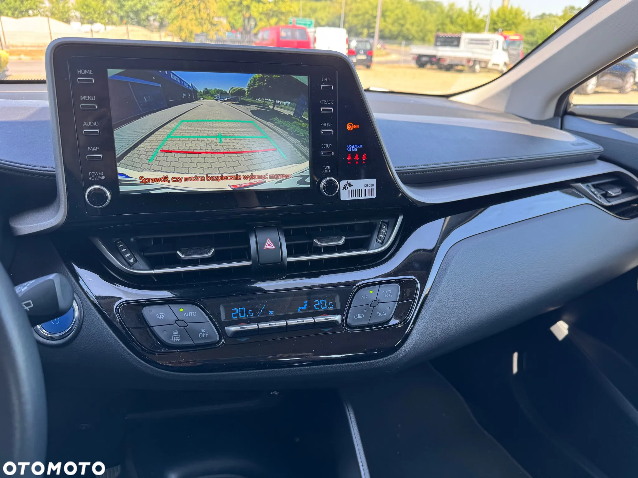 Toyota C-HR 1.8 Hybrid Comfort - 9