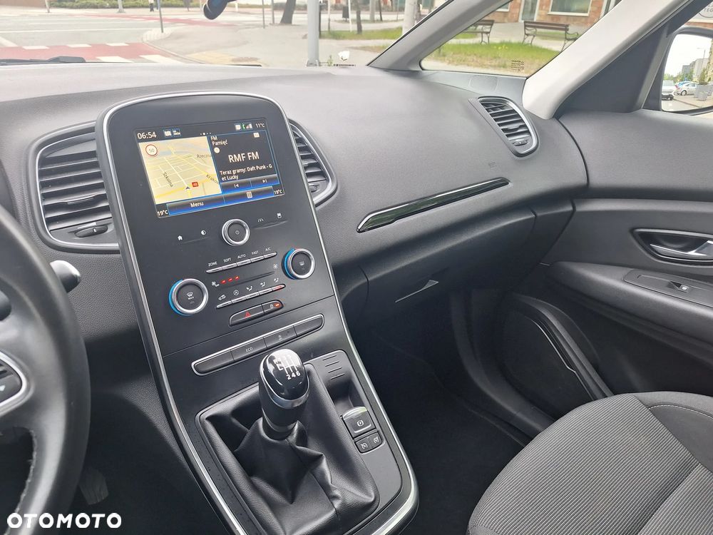 Renault Scenic - 14