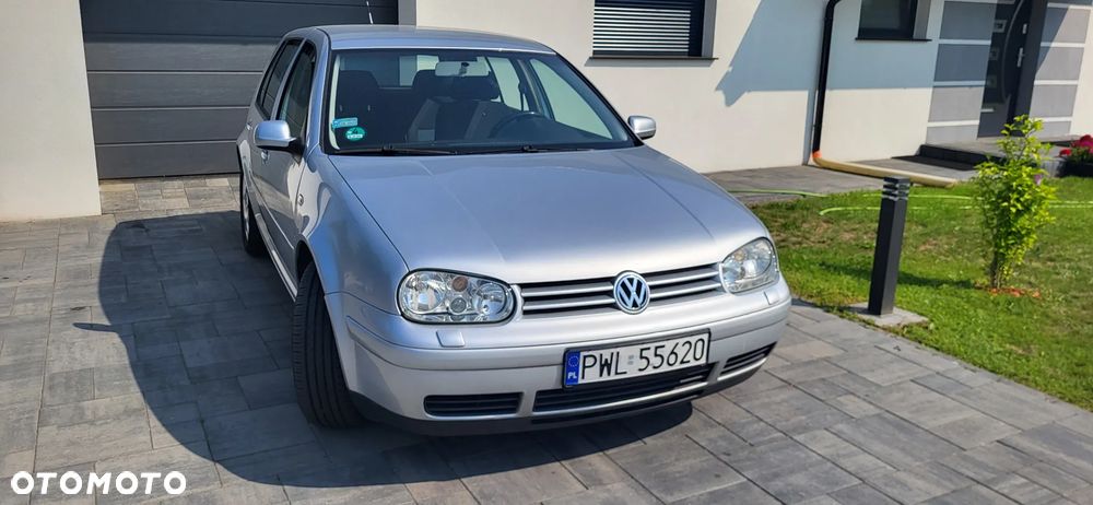 Volkswagen Golf - 2
