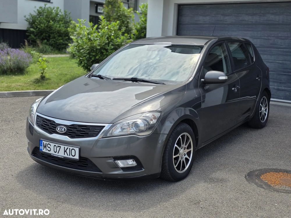 Kia Ceed 1.6 DSL BEST - 1