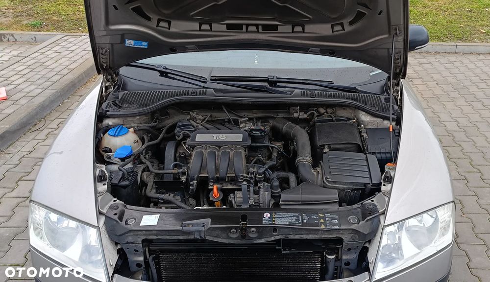 Skoda Octavia 1.6 Active - 10