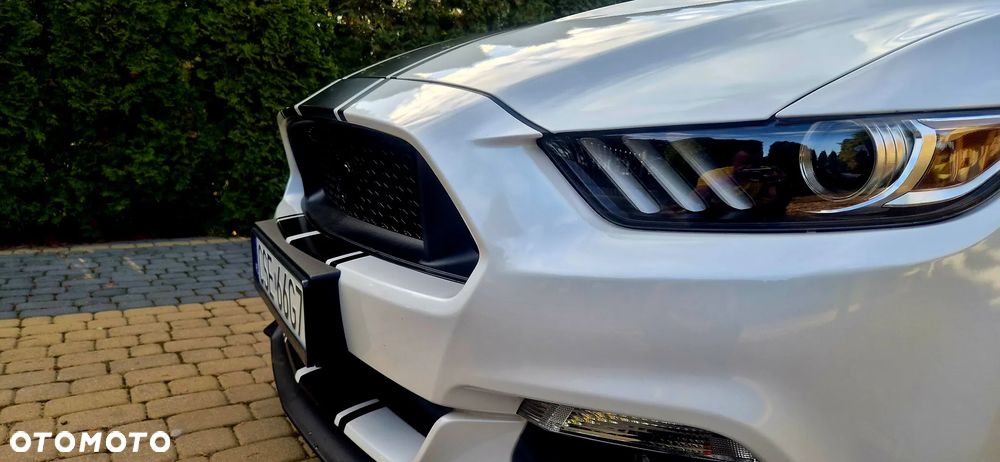 Ford Mustang 5.0 V8 GT - 14