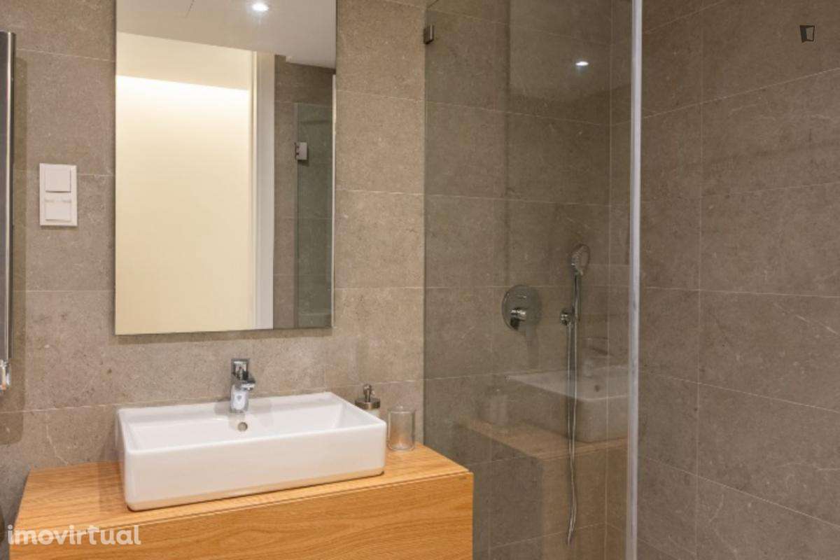 Apartamento com 3 quartos - localizado em Torres vedras - Grande imagem: 2/12