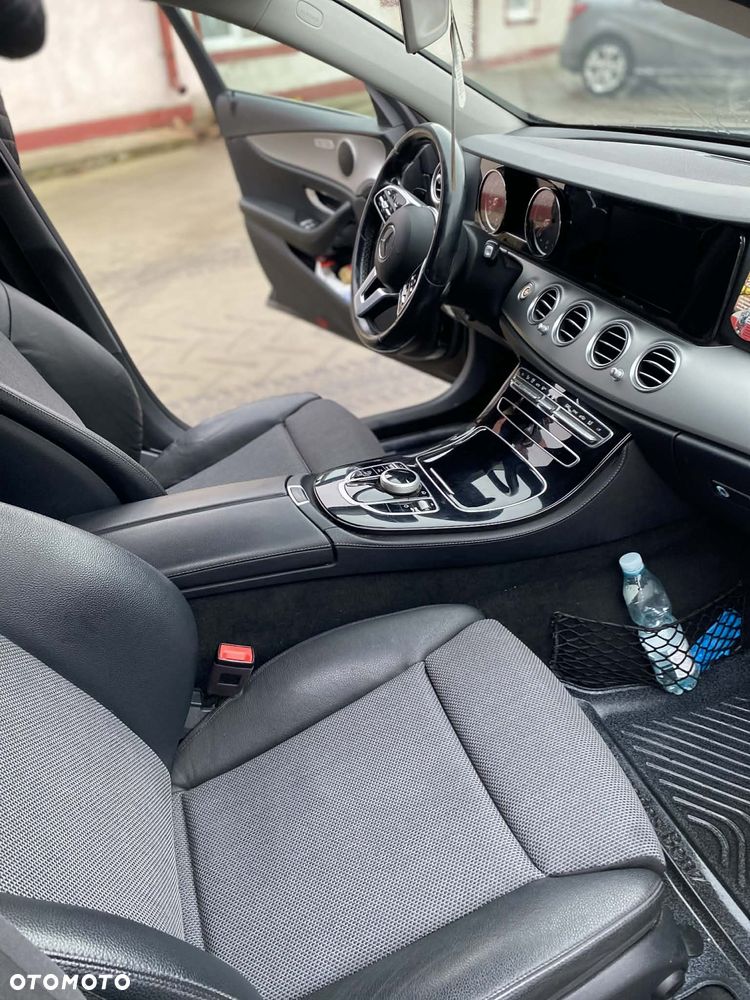 Mercedes-Benz Klasa E - 13