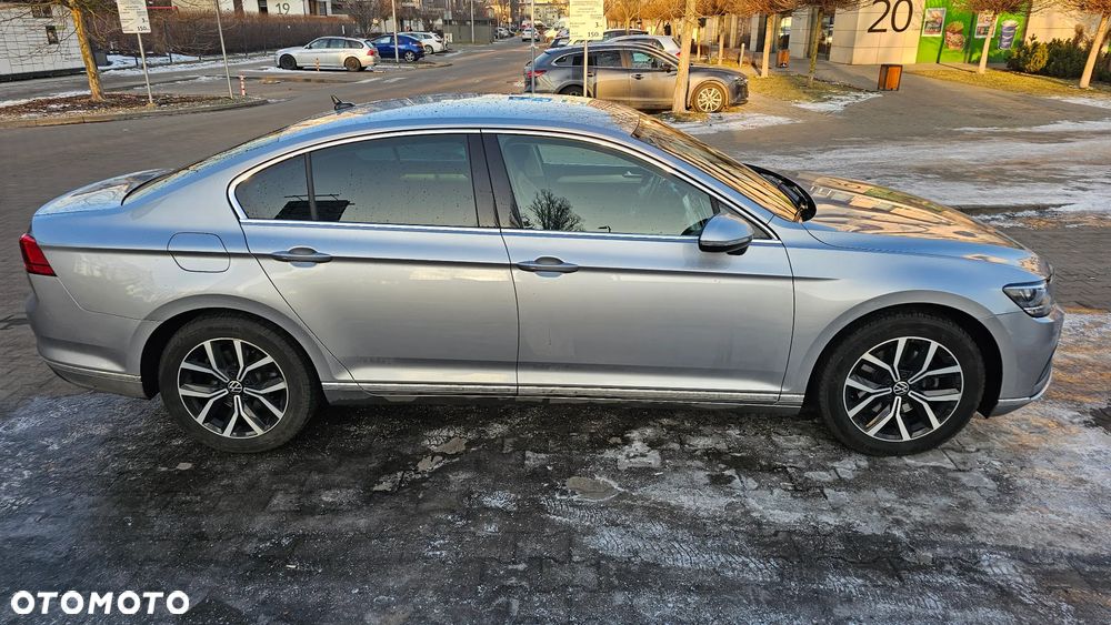 Volkswagen Passat - 5