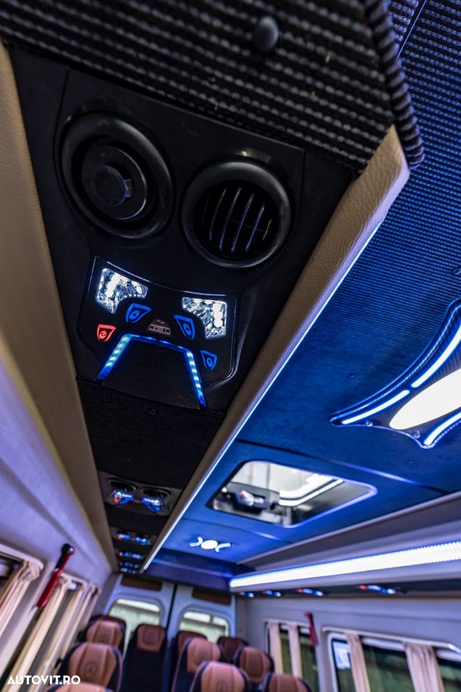 Mercedes-Benz Sprinter - 17