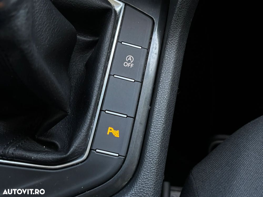 Volkswagen Tiguan 1.6 TDI SCR Comfortline - 30