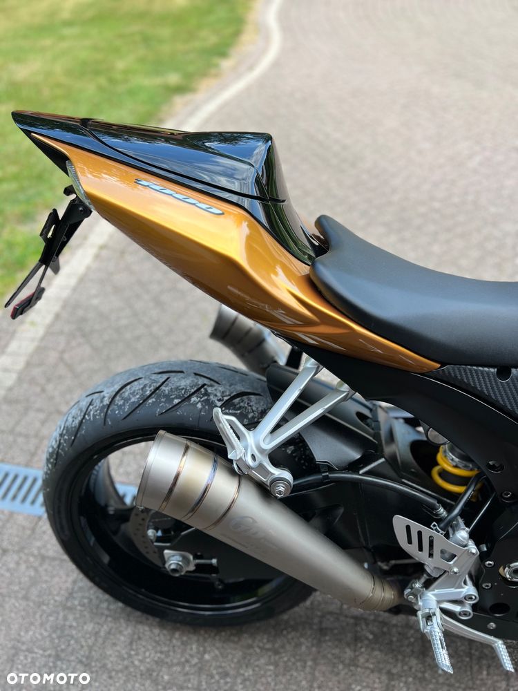 Suzuki GSX-R - 28