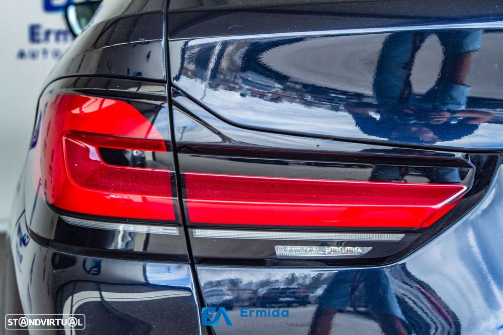 BMW 530 e Pack Desportivo M - 10