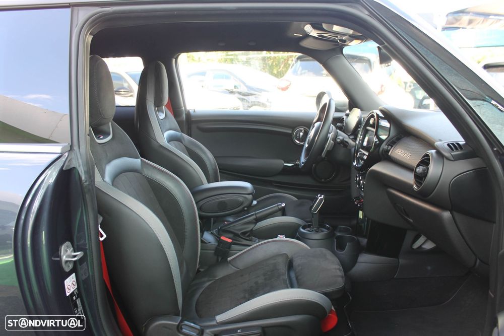 MINI 3 Portas John Cooper Works GP Aut. - 48