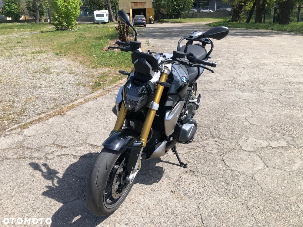 BMW R - 2
