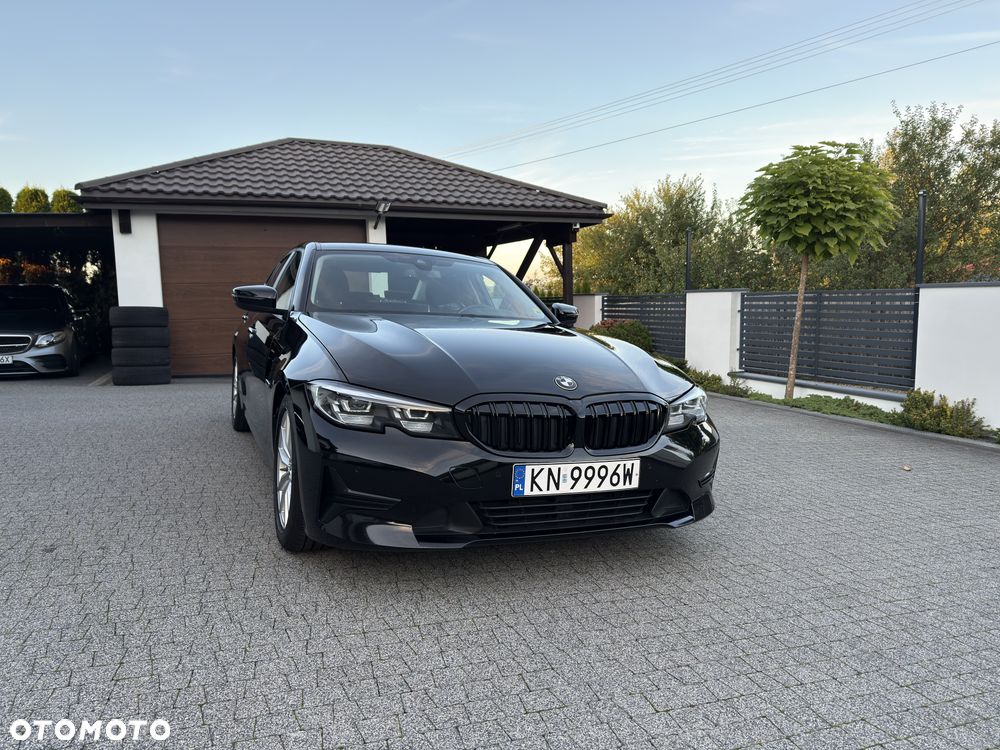 BMW Seria 3 330e Advantage - 1