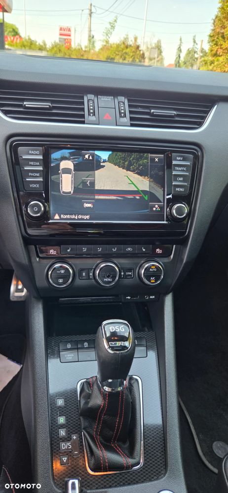 Skoda Octavia 2.0 TDI 4x4 DSG RS - 29