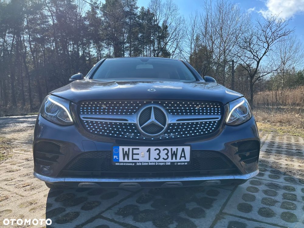 Mercedes-Benz GLC - 33
