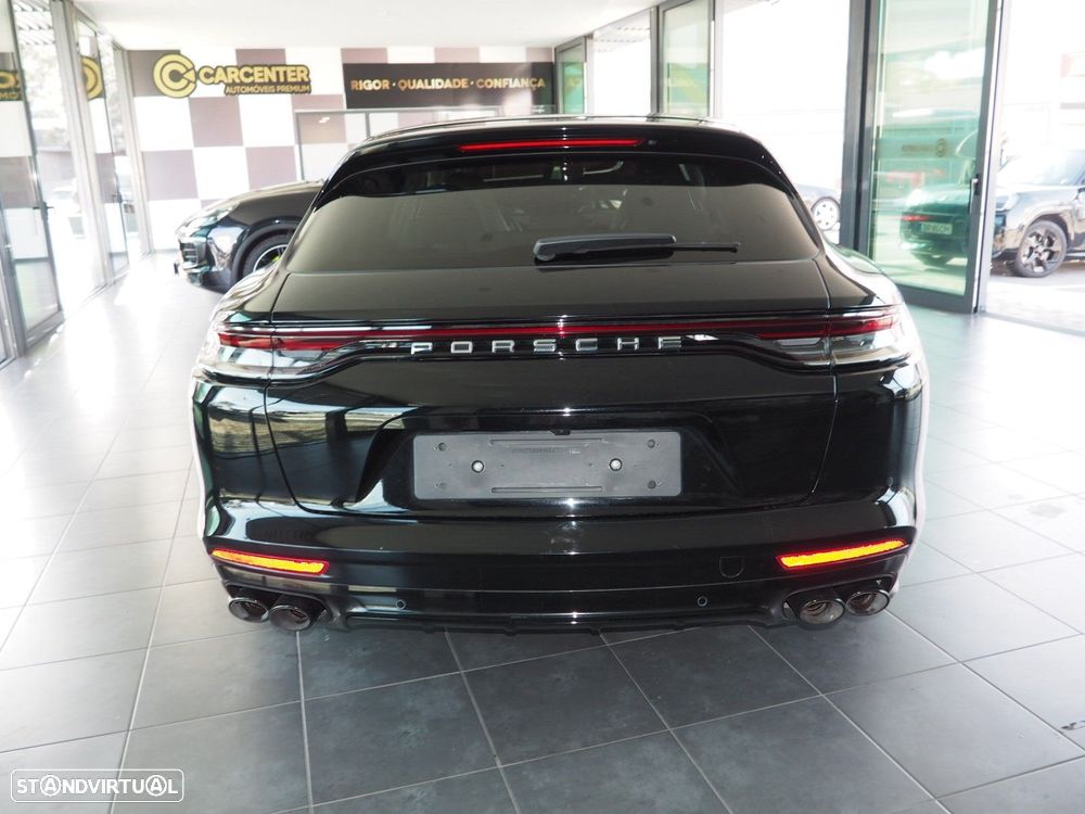 Porsche Panamera Sport Turismo - 14