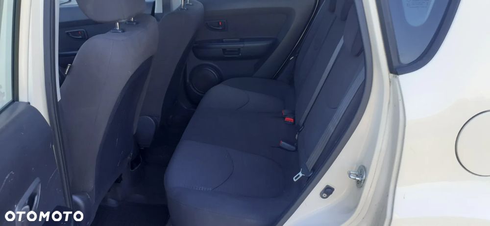 Kia Soul 1.6 L EU5 - 12