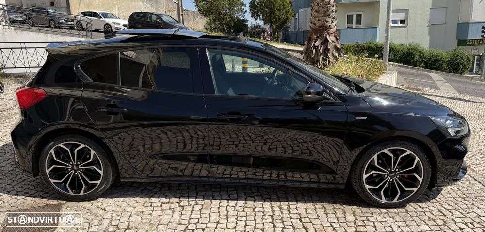 Ford Focus 1.5 TDCi ECOBlue ST-Line X - 12