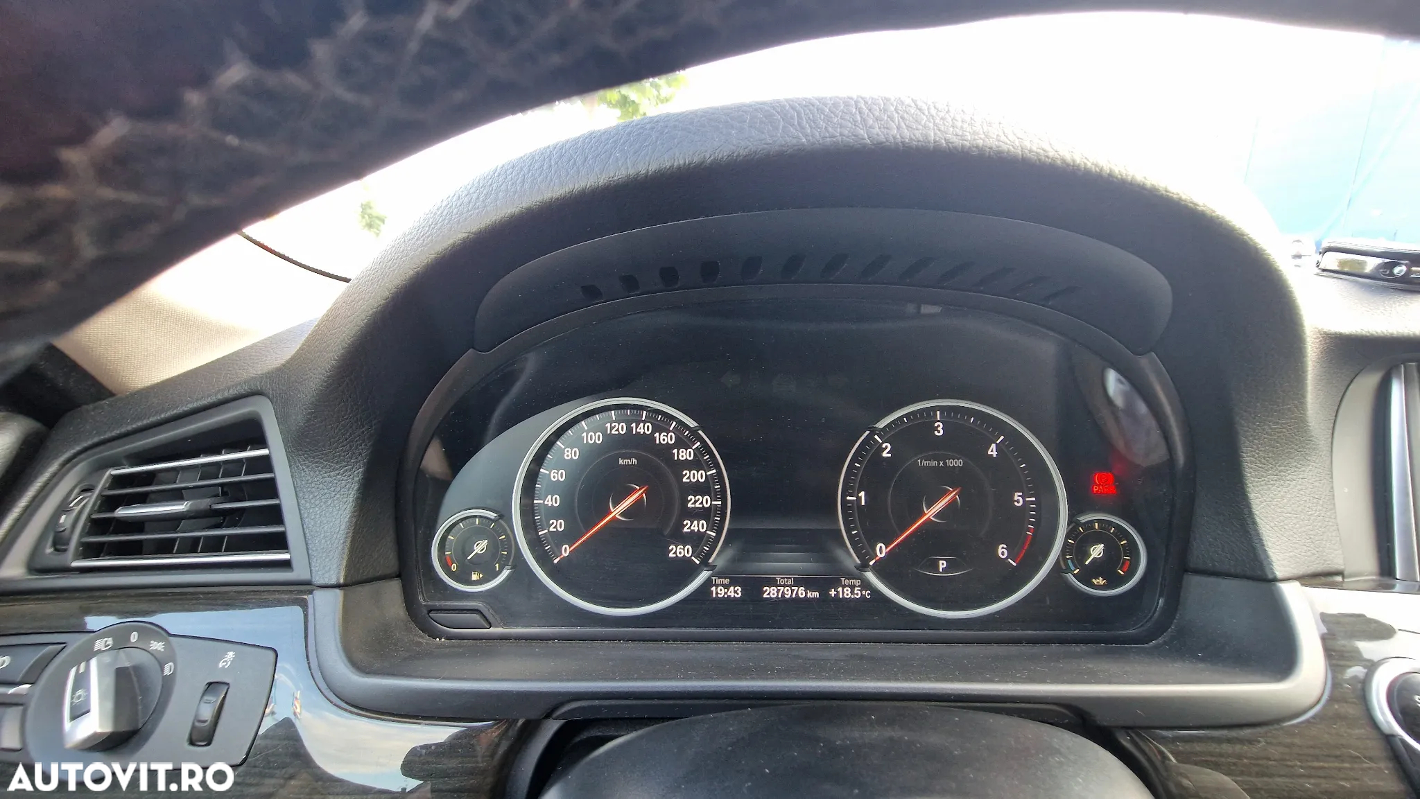 BMW Seria 5 530d xDrive - 16