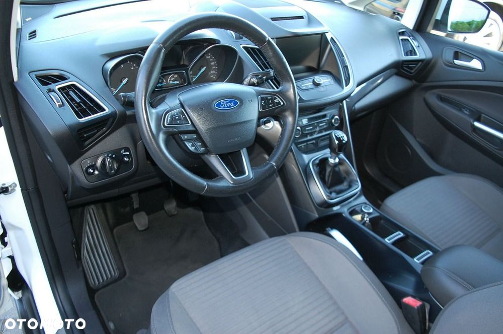 Ford C-MAX - 22