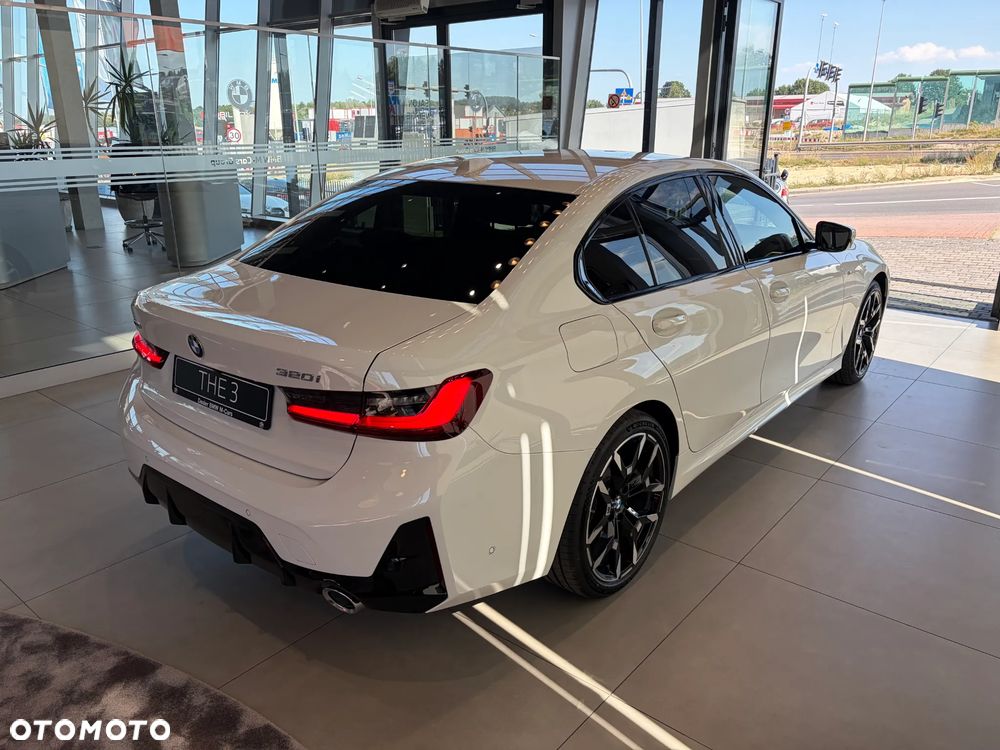 BMW Seria 3 320i xDrive - 7