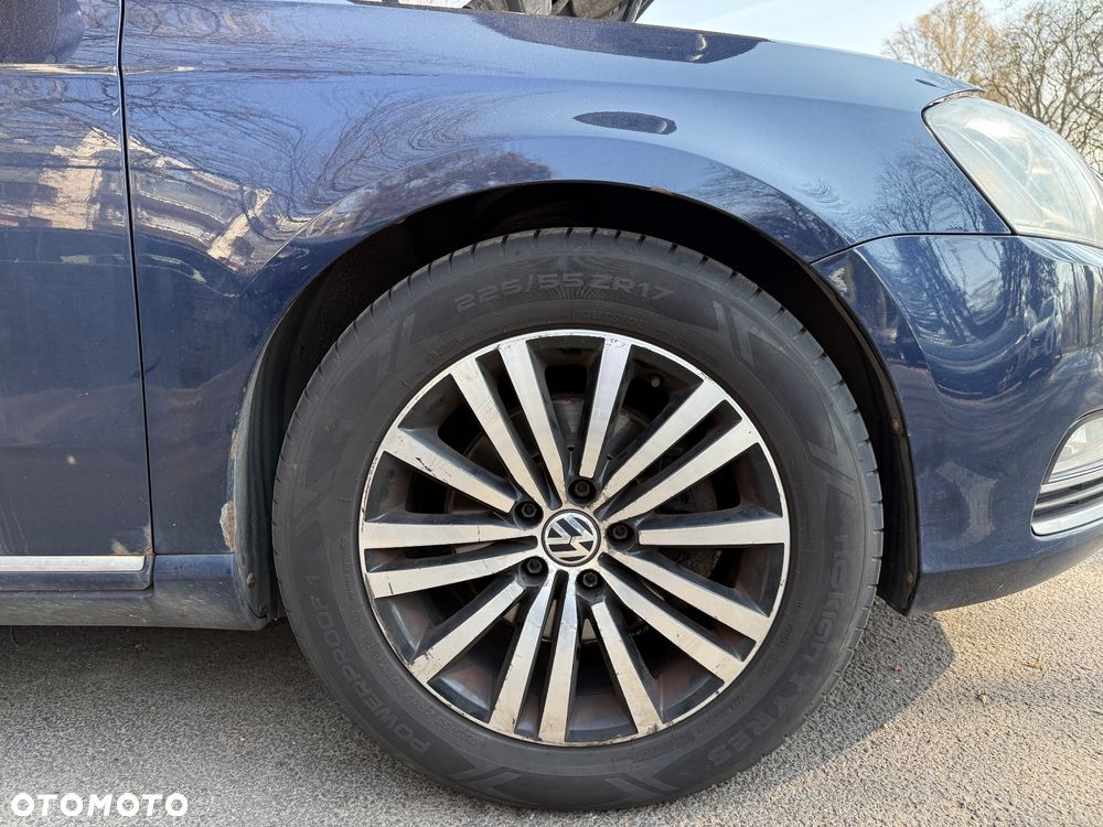 Volkswagen Passat 2.0 TDI DPF DSG 4Motion Comfortline - 34