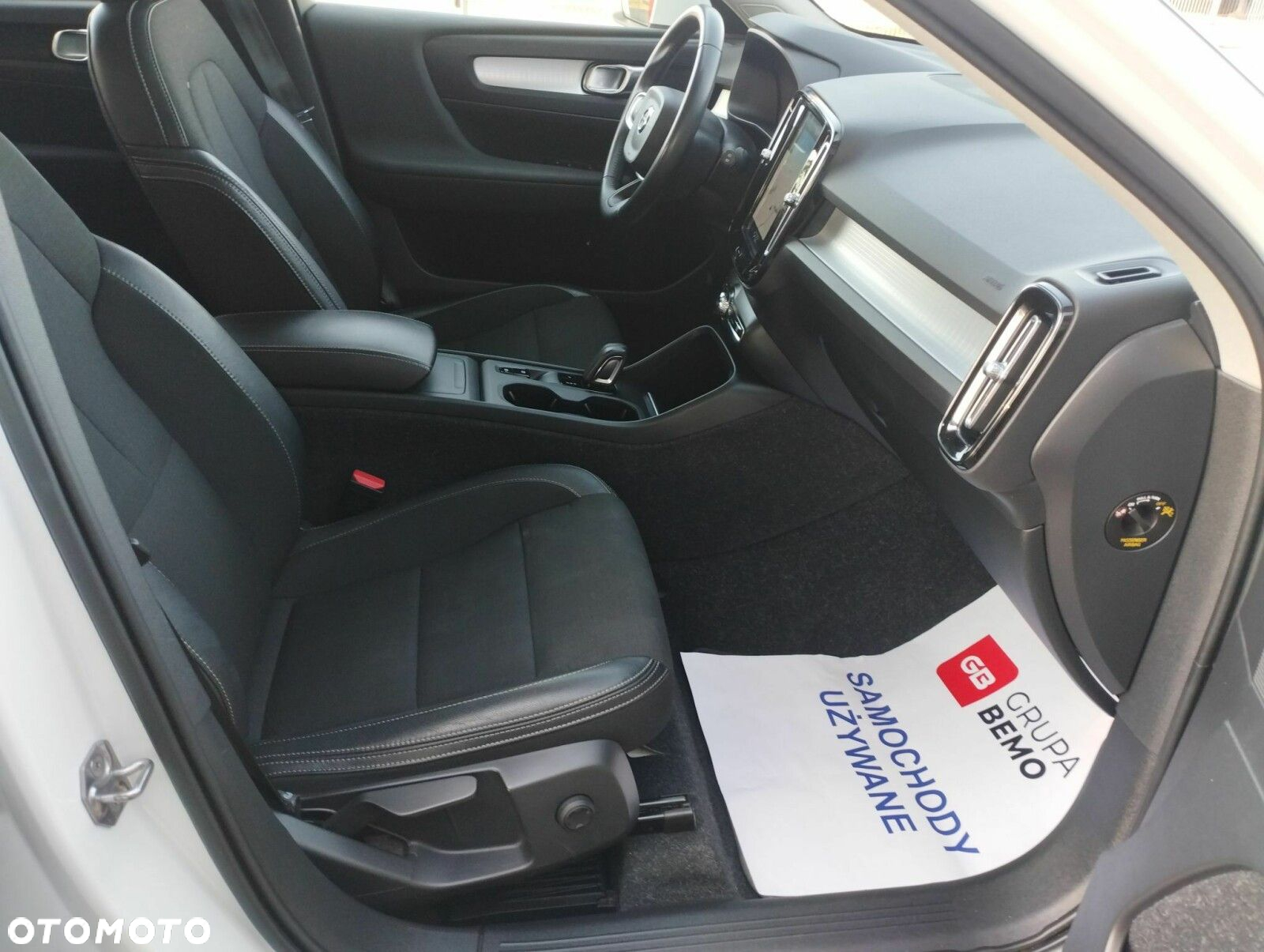 Volvo XC 40 T3 Momentum Pro - 15