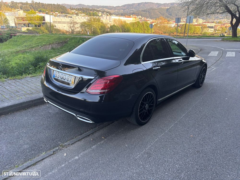 Mercedes-Benz C 300 h AMG Line - 3