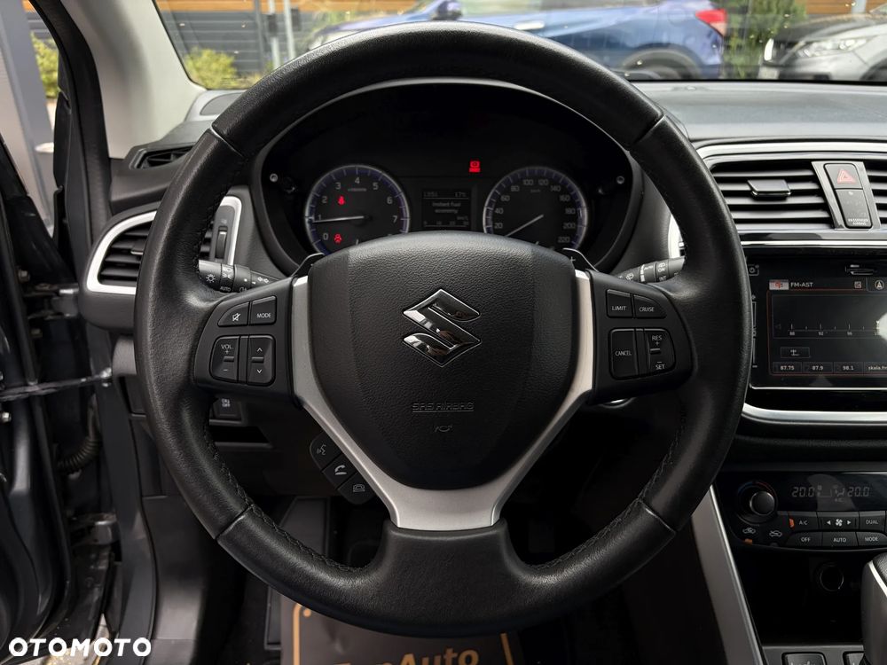 Suzuki SX4 S-Cross 1.4 T Premium - 22