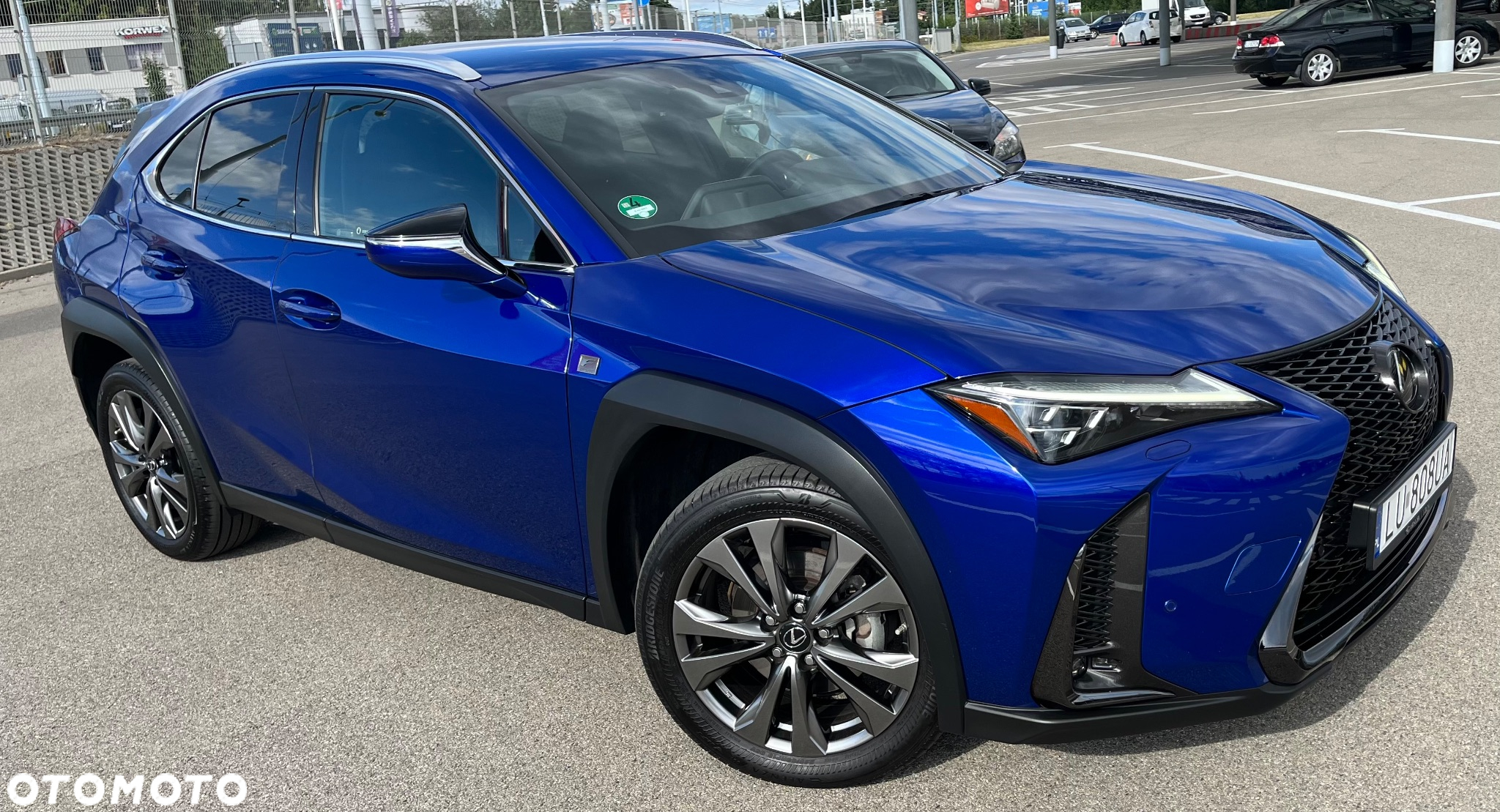 Lexus UX 250h (E-FOUR) F SPORT - 16