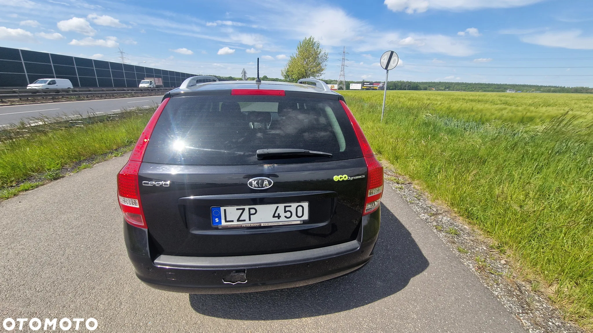 Kia Ceed 1.6 CRDi 128 ISG SW Dream Team Edition - 10