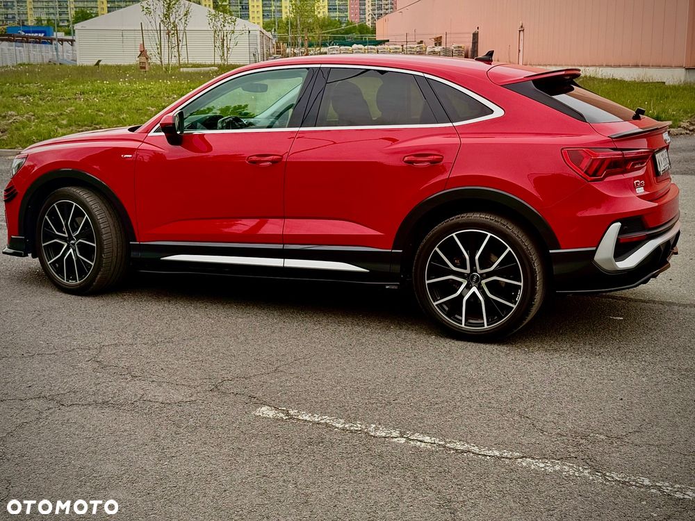 Audi Q3 Sportback - 22