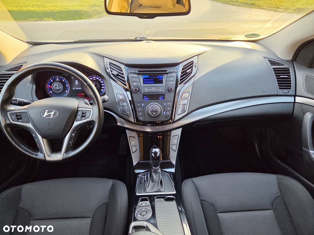 Hyundai i40 Kombi blue 1.7 CRDi DCT Premium - 39