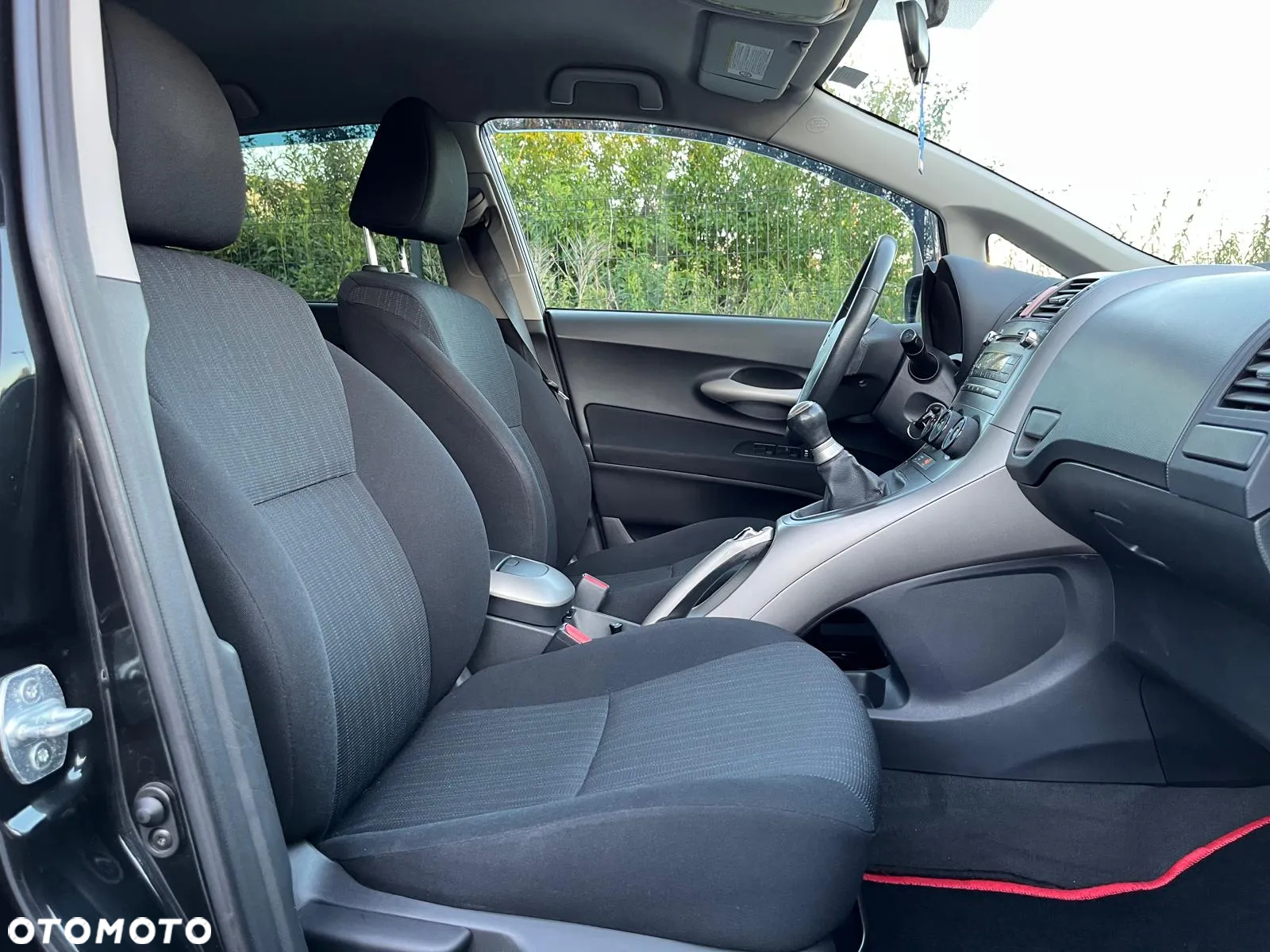 Toyota Auris 1.4 VVT-i - 27