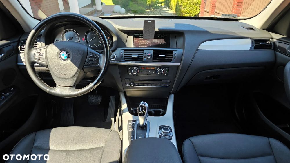 BMW X3 xDrive20d - 9
