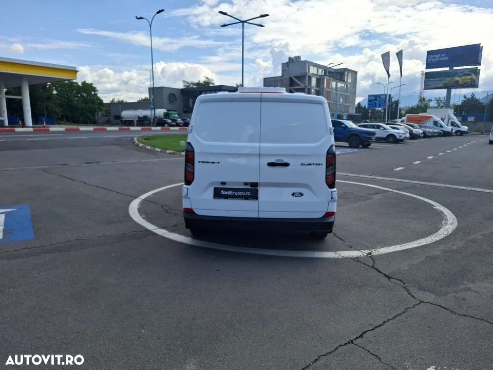 Ford Transit Custom - 7