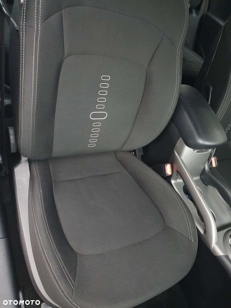 Kia Sportage 1.6 GDI Business Line L 2WD - 31