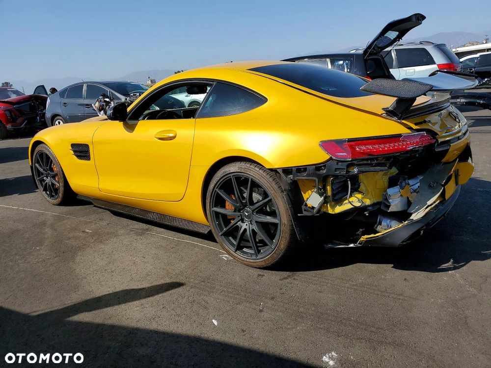 Mercedes-Benz AMG GT S Speedshift 7G-DCT - 3