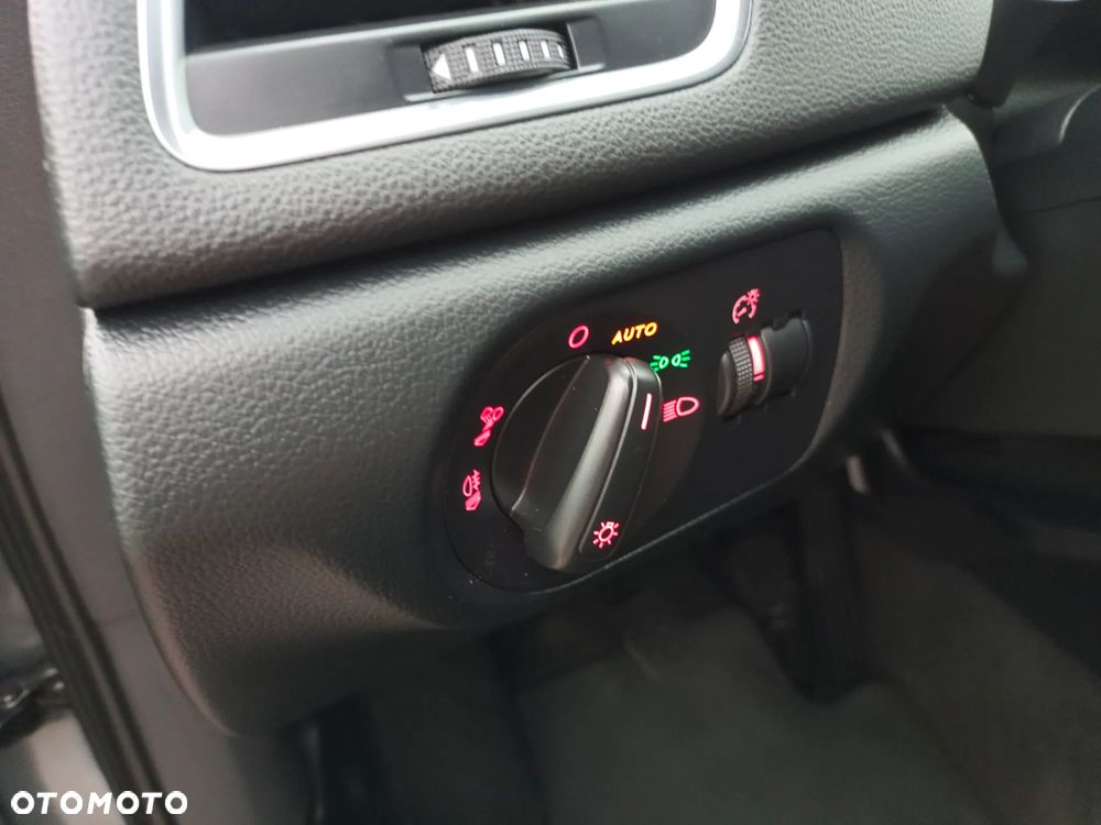 Audi Q3 2.0 TDI - 12