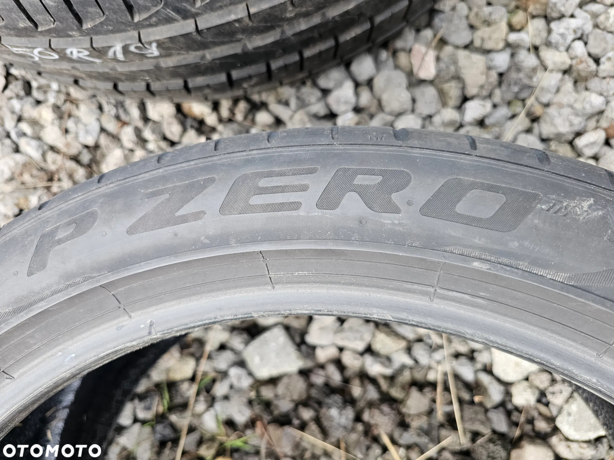 PIRELLI 245/40R19 98Y P ZERO PZ4 (J) (2szt.) (2x4,5) (DOT: 1x1316) L732 - 4