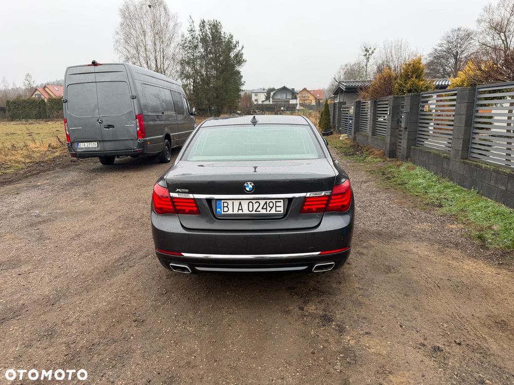 BMW Seria 7 740d xDrive Edition Exclusive - 12
