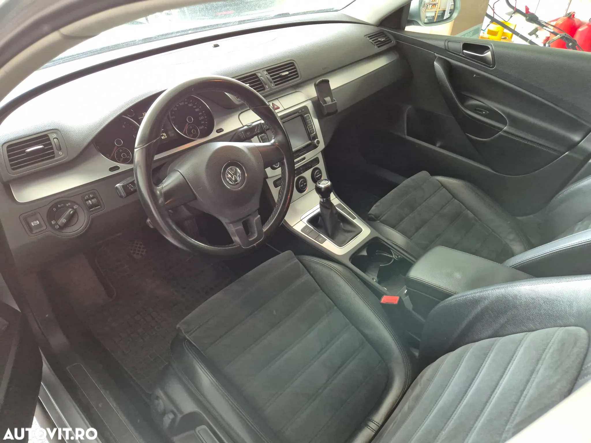 Volkswagen Passat Variant 2.0 TDI Highline DPF - 22