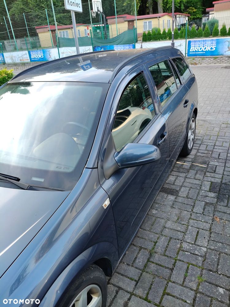 Opel Astra 2008 photo 4