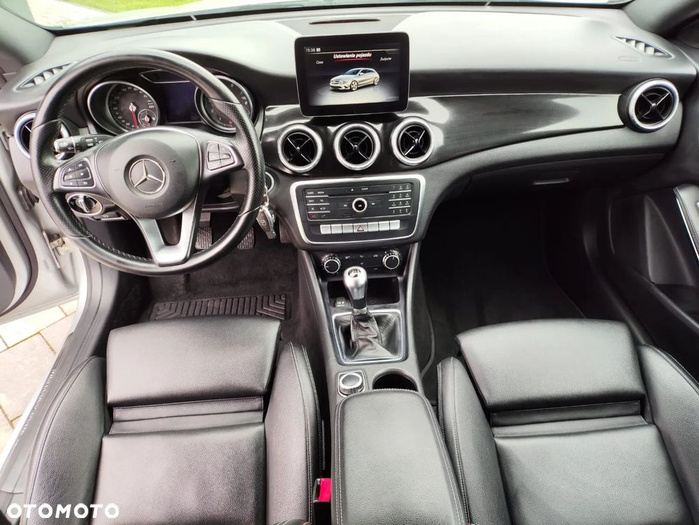 Mercedes-Benz CLA 180 - 14