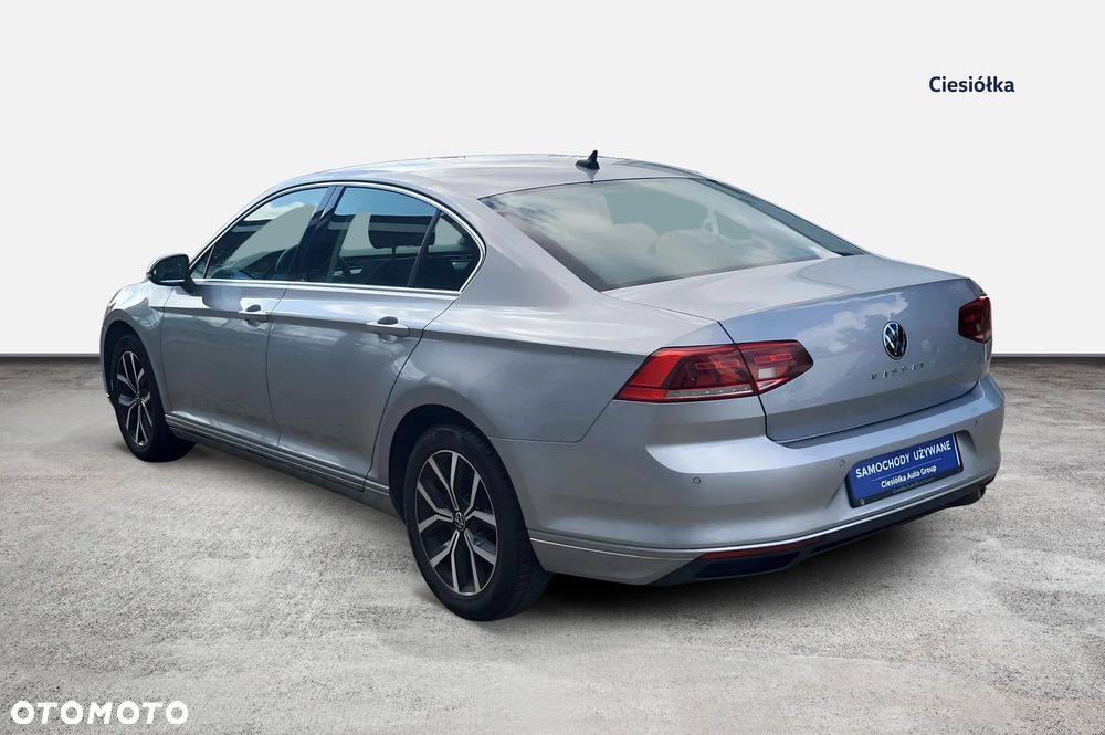 Volkswagen Passat 2.0 TSI Business DSG - 9