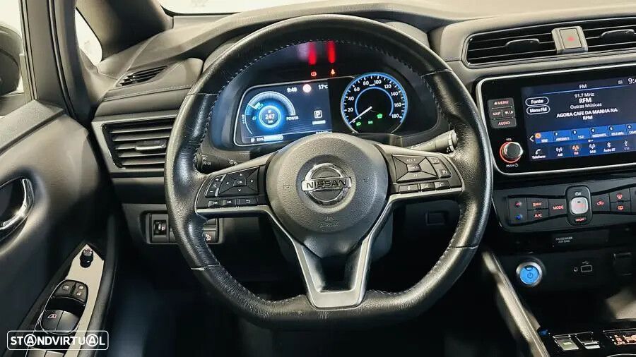 Nissan Leaf - 16