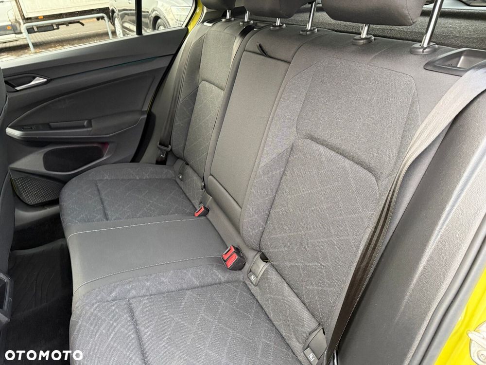 Volkswagen Golf - 16