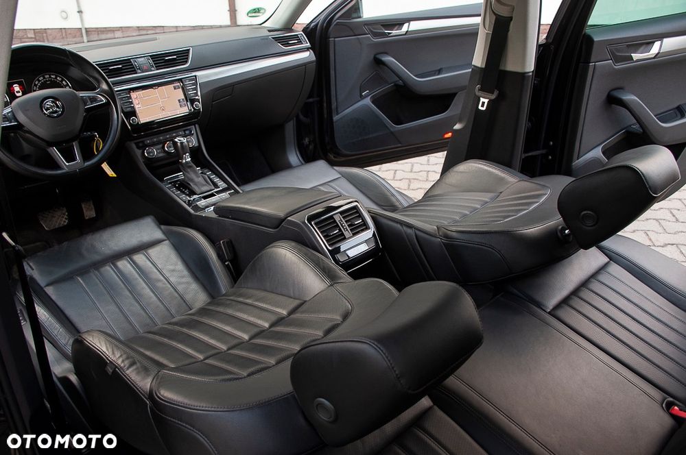 Skoda Superb 2.0 TDI DSG Sportline - 26